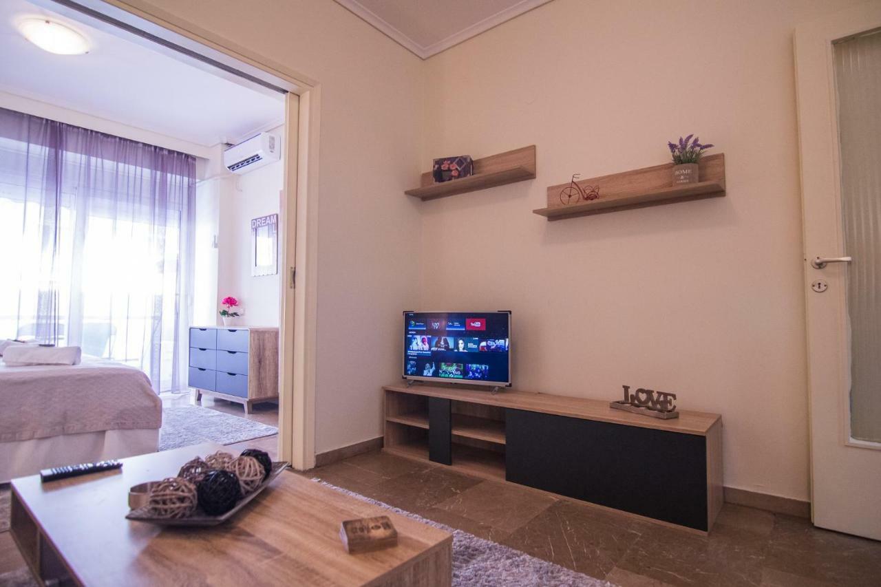 Deluxe Mitropoleos Apartment Thessaloniki Buitenkant foto